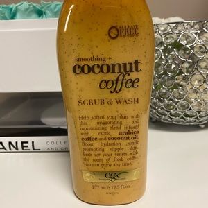 OGX SMOOTHING COCONUT COFFEE SCRUB AND WASH